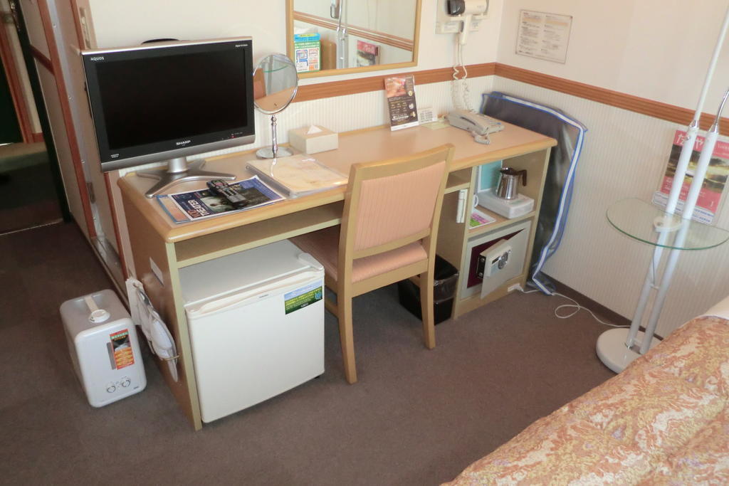 Toyoko Inn Osaka Umeda Nakatsu No.1 Δωμάτιο φωτογραφία